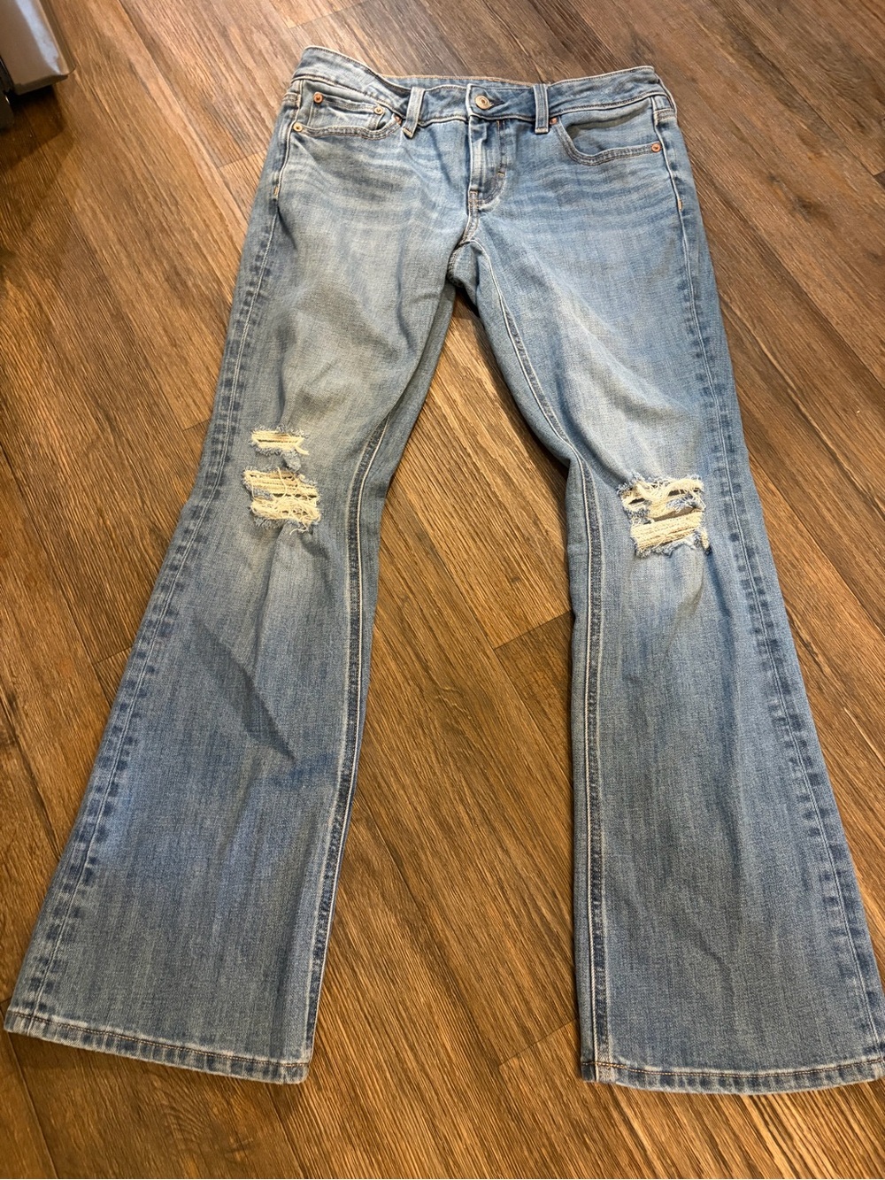 American Eagle Women’s Super Low-Rise Kick Boot Jeans Size 6